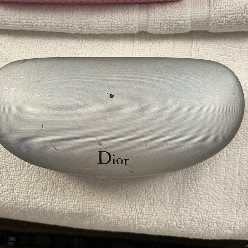 🎀🤍🎀🤍🎀 CHRISTIAN DIOR HEART RHINESTONE SUNGLASSES🎀🤍🎀 - Picture 8 of 9